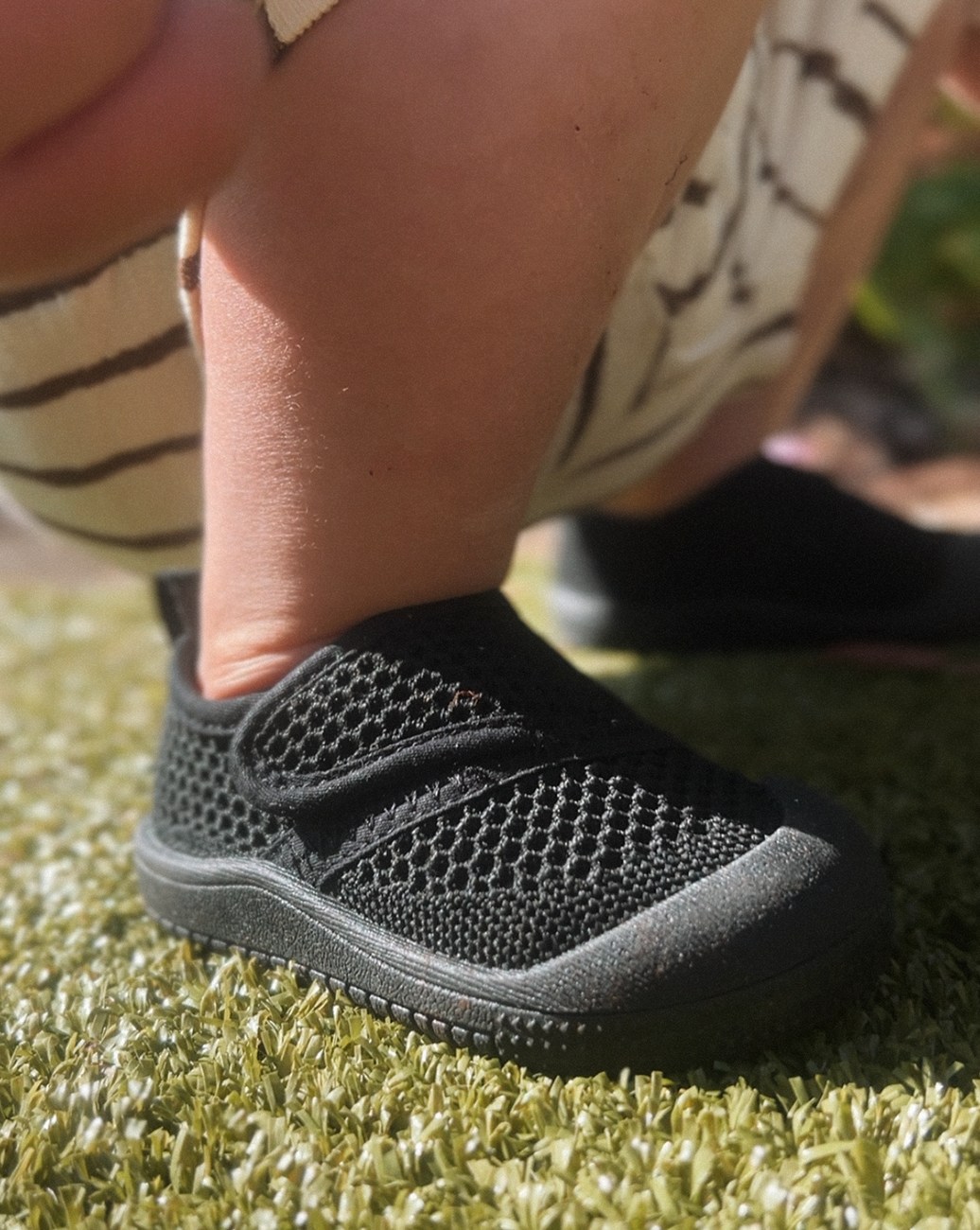 SOHLS Velcro Toddler Shoe – Midnight Onyx
